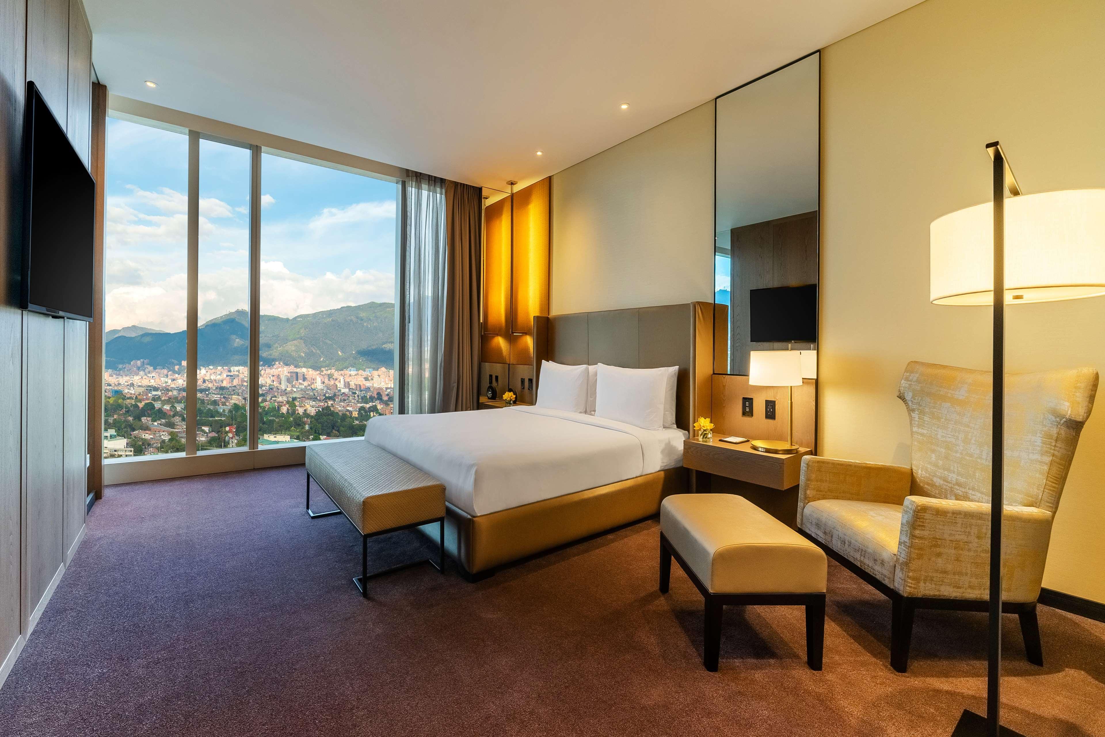 Grand Hyatt Bogota Hotel Exterior photo Deluxe Suite