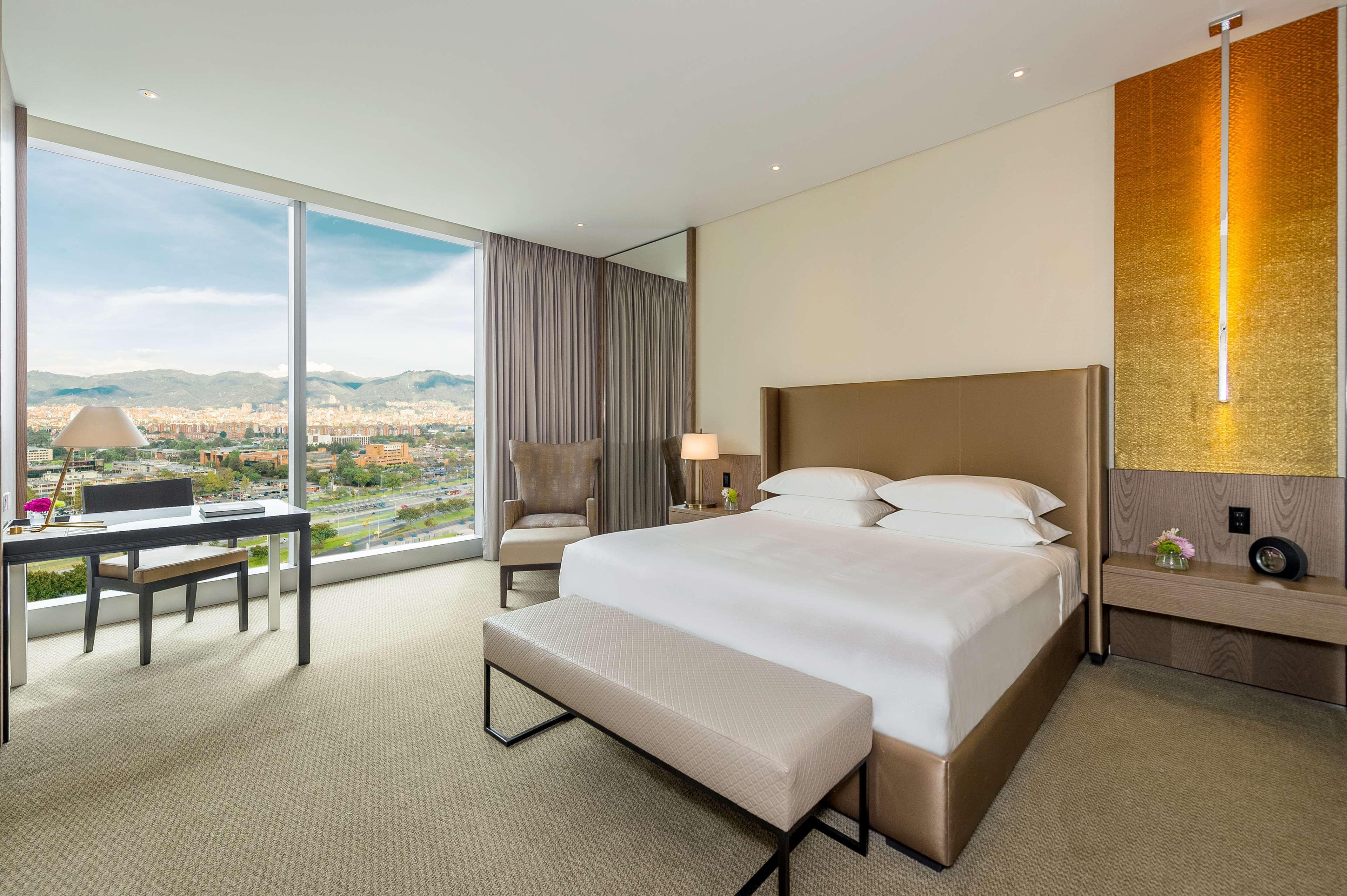 Grand Hyatt Bogota Hotel Exterior photo Deluxe Room