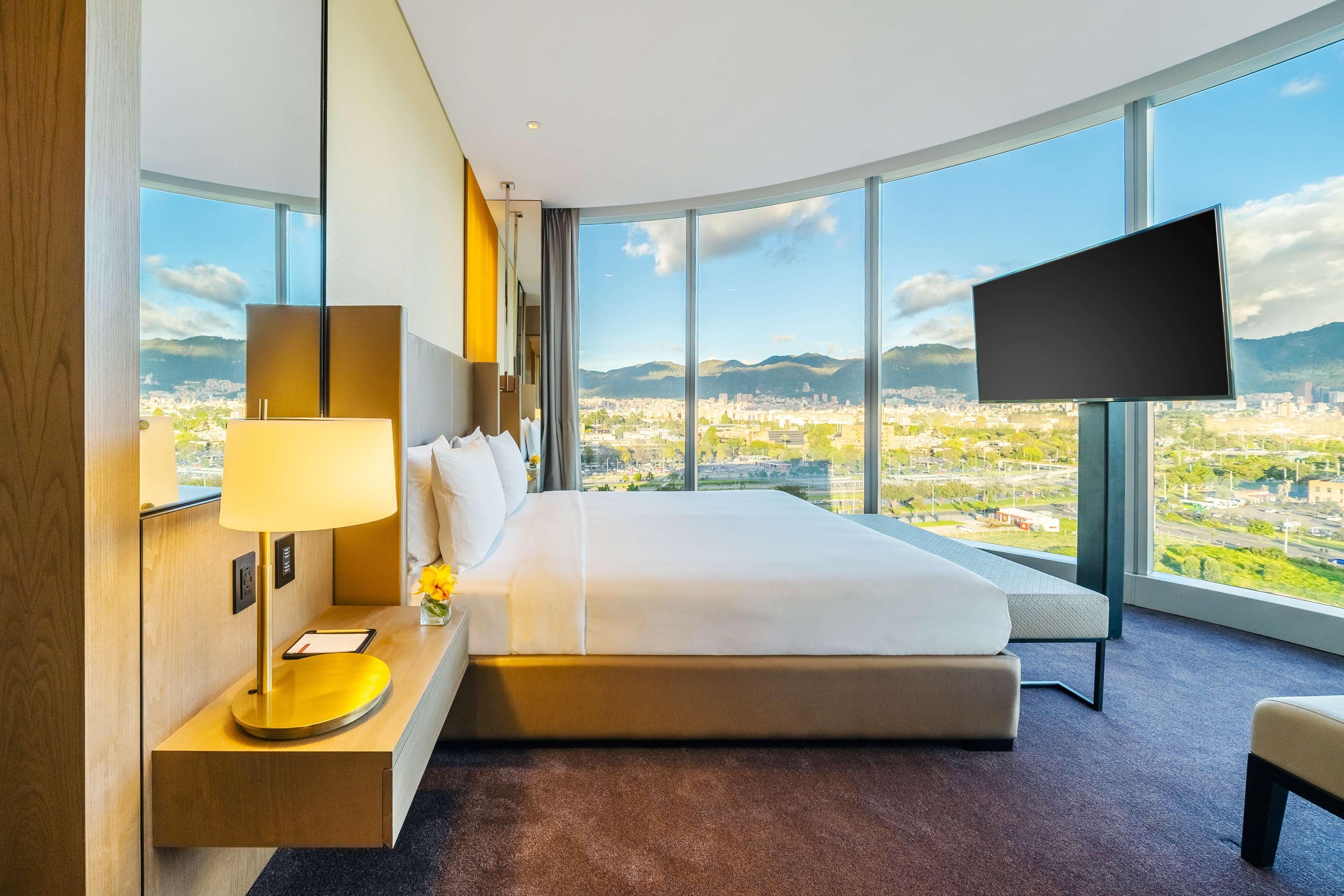 Grand Hyatt Bogota Hotel Exterior photo Executive Suite