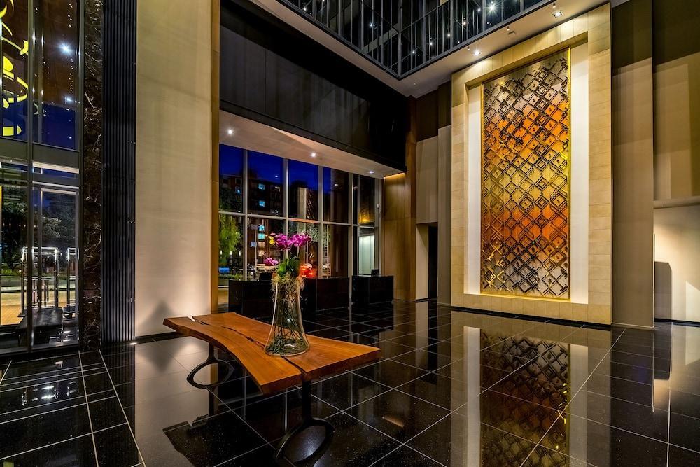 Grand Hyatt Bogota Hotel Exterior photo The lobby of the hotel